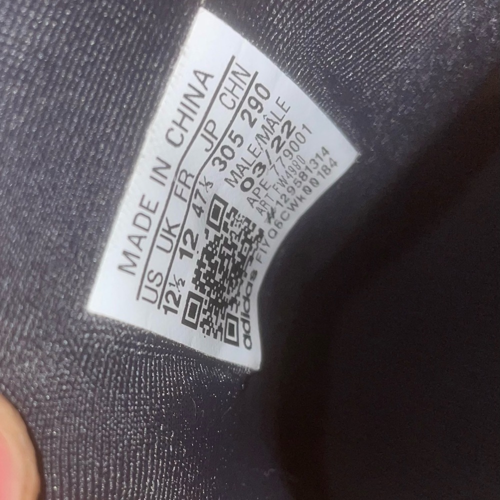 yezzy 700 boost - Picture 5 of 5